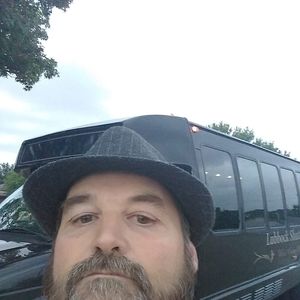 Meet your Posher, Curtis